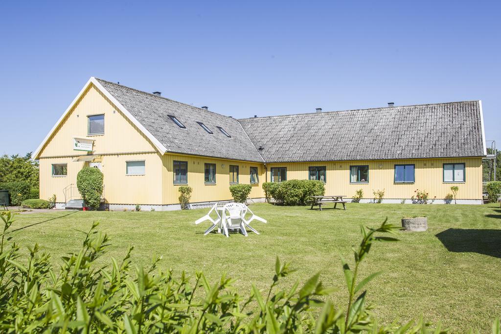 Bruksparkens Hostel Vellinge Exterior photo