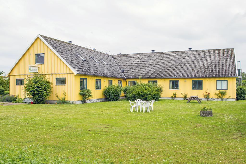 Bruksparkens Hostel Vellinge Exterior photo